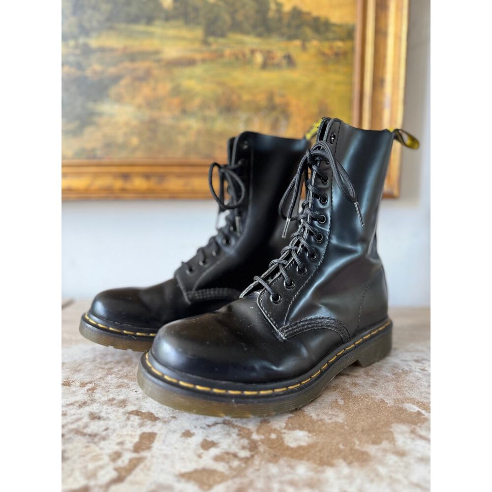 Dr. Martens 10-Eye 1490 Black Smooth Leather Boots Size Ladies US 8